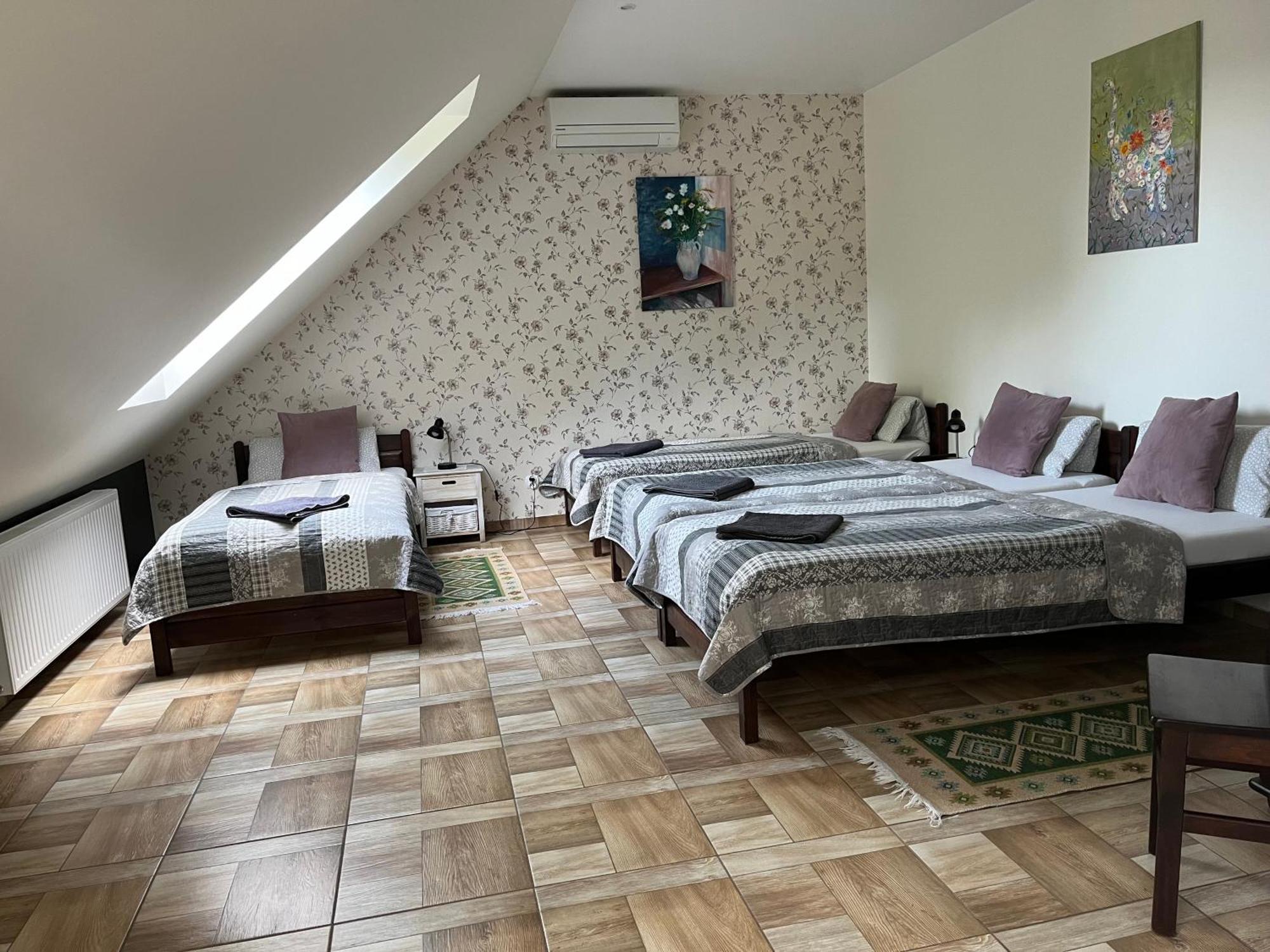 Koci Grzbiet Agroturystyka Dzierzazno Wielkie Buitenkant foto